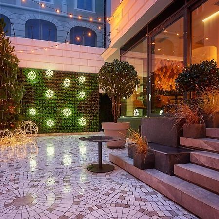 Radisson Hotel City Centre Odesa Exterior photo